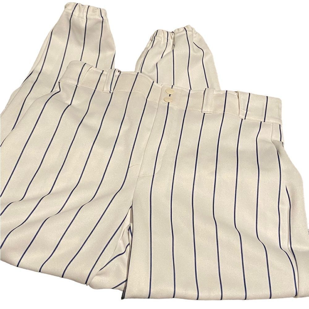 Russell size youth large pin striped excellent condition